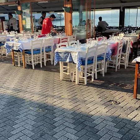 By Sukru Hotel Adalar