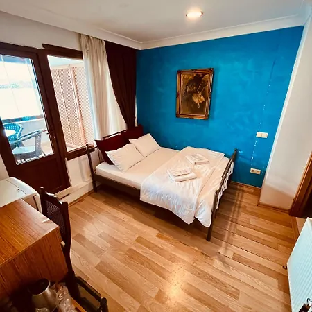 By Sukru Hotel Adalar