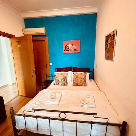 By Sukru מלון 3*