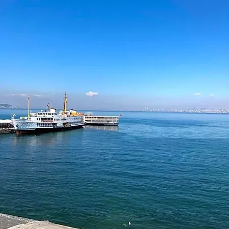 By Sukru אדאלר