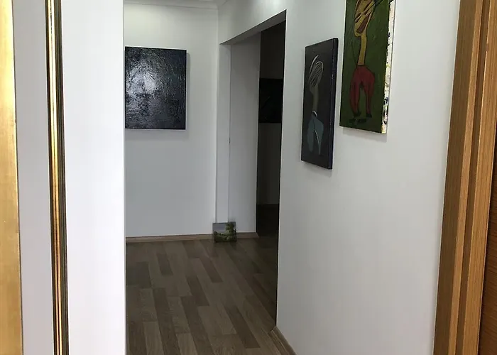 Szálloda By Sukru Adalar