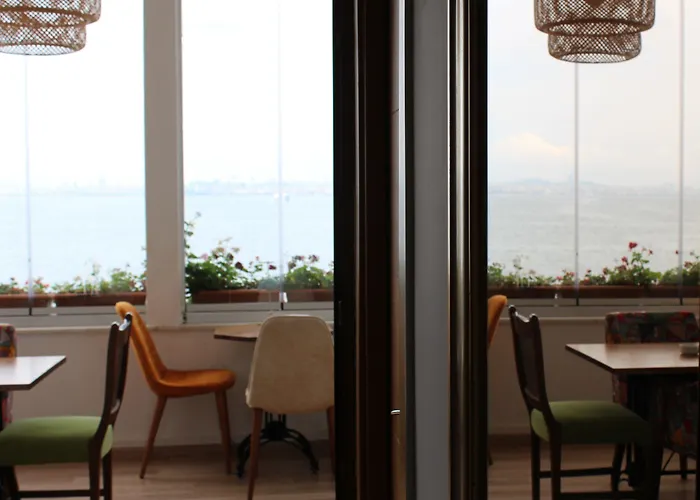 Szálloda By Sukru Adalar