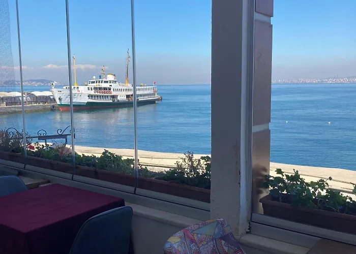 By Sukru Szálloda 3*